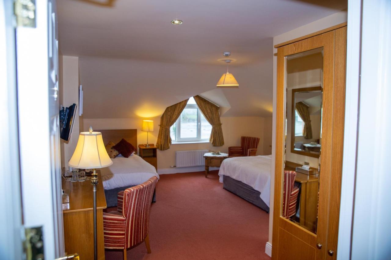 Bed and Breakfast Coastline House à Dingle Extérieur photo